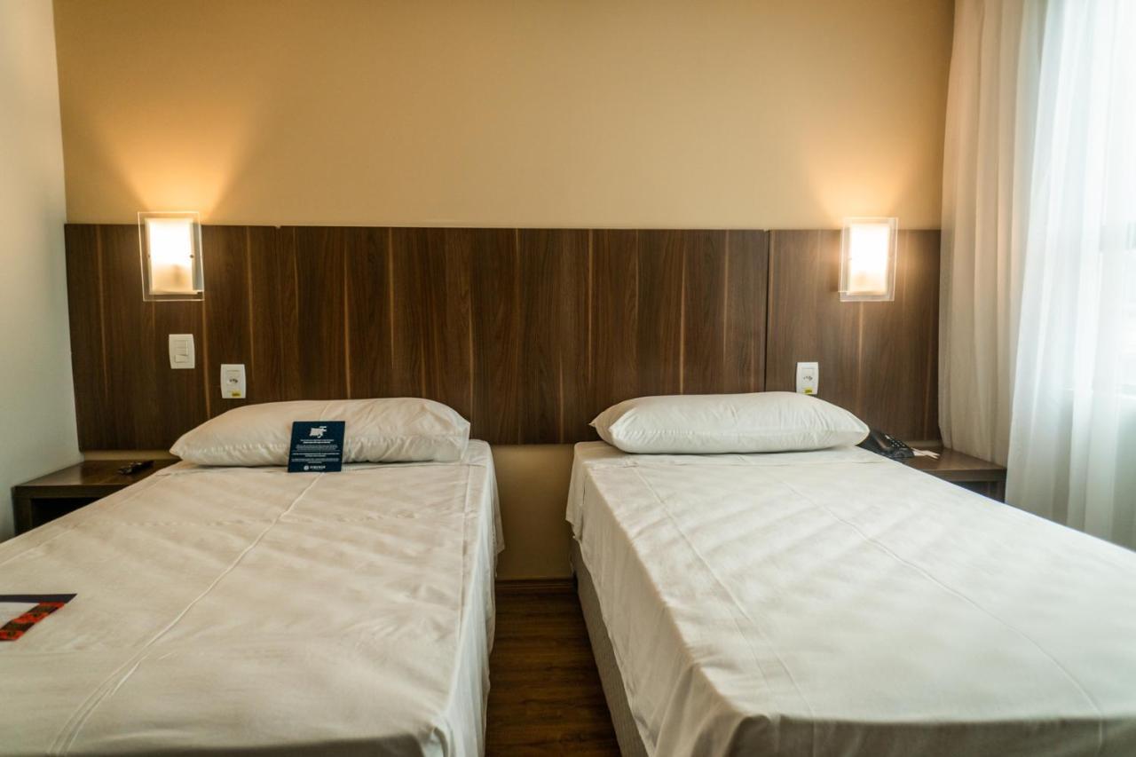 Firenze Business Hotel Palhoça Exteriör bild